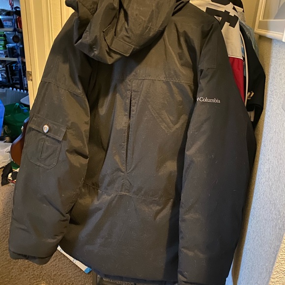 Men’s ultra heavy and warm coat - Picture 2 of 5